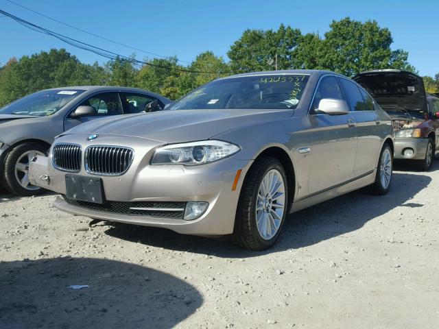 WBAFU7C5XBC879309 - 2011 BMW 535 XI SILVER photo 2