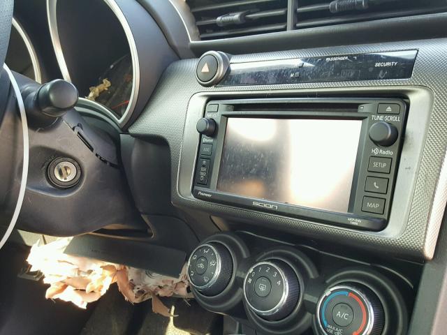 JTKJF5C78E3072734 - 2014 TOYOTA SCION TC 白色 照片 9