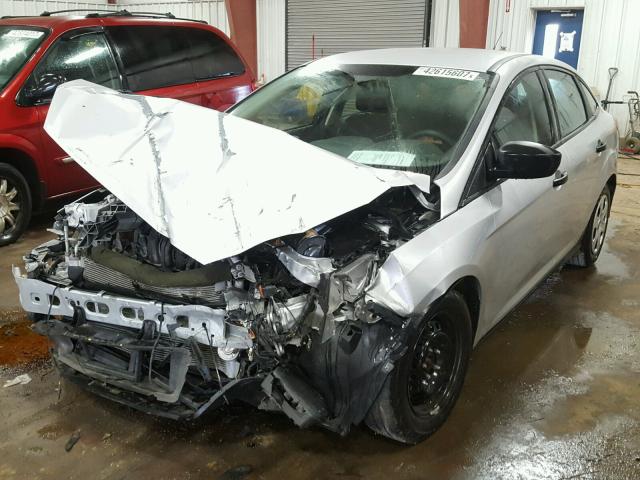 1FADP3E21GL290515 - 2016 FORD FOCUS SILVER photo 2