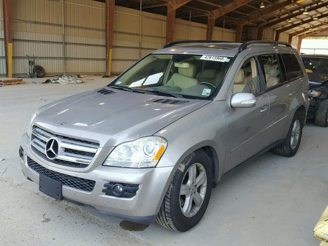 4JGBF22E87A296266 - 2007 MERCEDES-BENZ GL 320 CDI SILVER photo 2