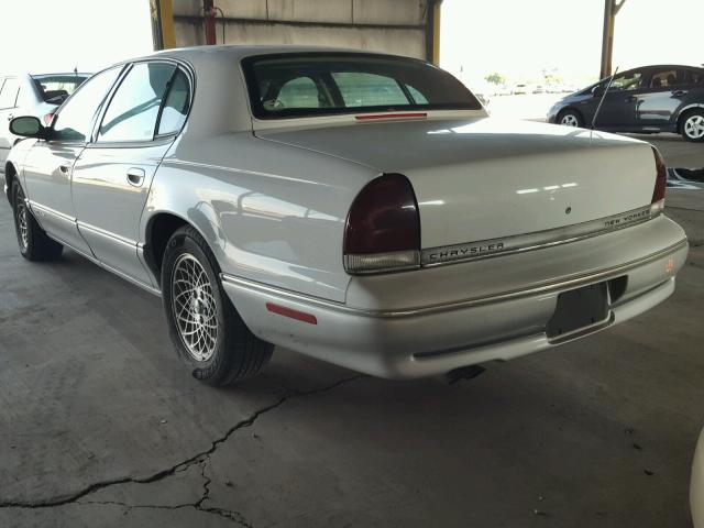 2C3HC46F4SH609365 - 1995 CHRYSLER NEW YORKER WHITE photo 3