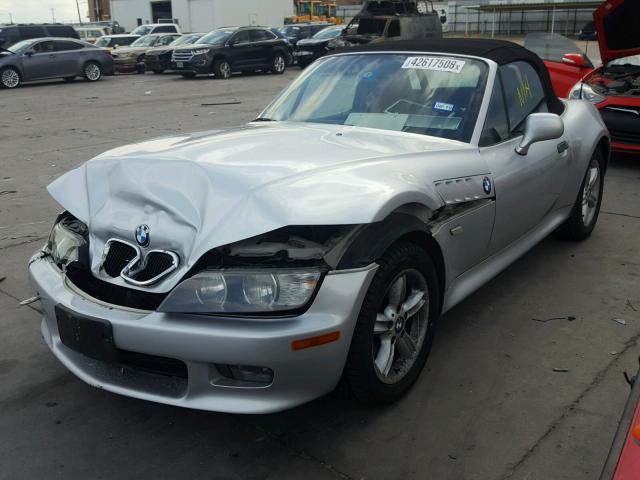 WBACN33481LM04160 - 2001 BMW Z3 2.5 SILVER photo 2