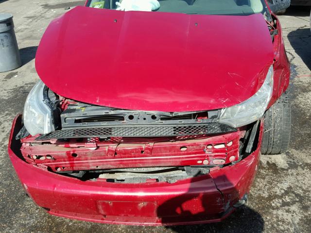 1FAHP37N79W267640 - 2009 FORD FOCUS RED photo 7