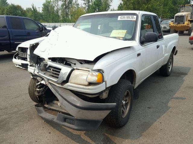 4F4YR16C2WTM46908 - 1998 MAZDA B2500 CAB WHITE photo 2