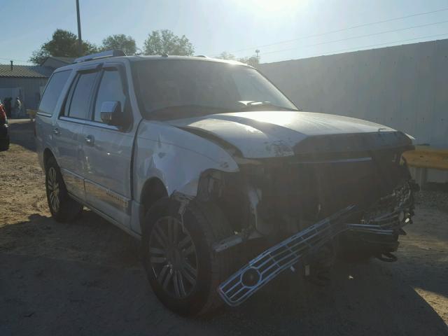 5LMFU28588LJ04524 - 2008 LINCOLN NAVIGATOR WHITE photo 1