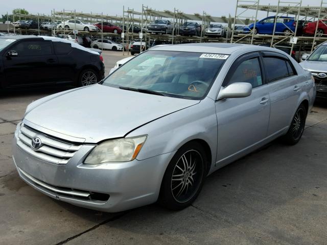 4T1BK36B65U003123 - 2005 TOYOTA AVALON XL SILVER photo 2