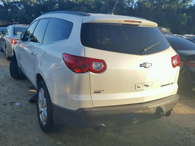 1GNKVLED6BJ197915 - 2011 CHEVROLET TRAVERSE L WHITE photo 3