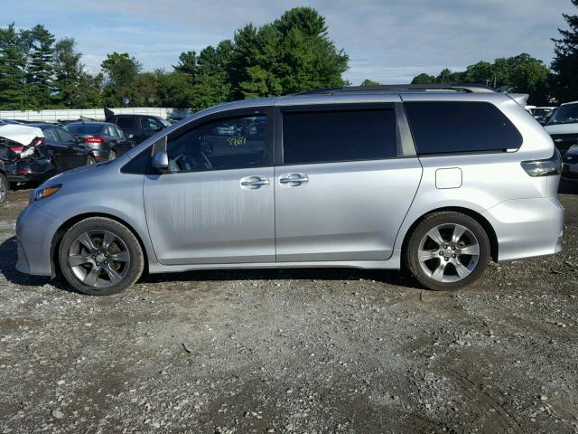 5TDXK3DC7DS284759 - 2013 TOYOTA SIENNA SPO SILVER photo 9