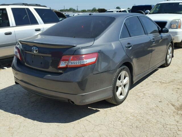 4T1BK3EK8BU128377 - 2011 TOYOTA CAMRY GRAY photo 4