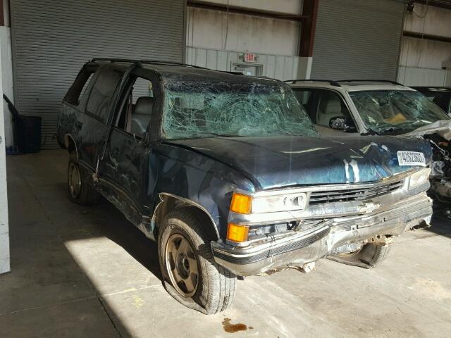 1GNEK13R2TJ388452 - 1996 CHEVROLET TAHOE K150 GREEN photo 1