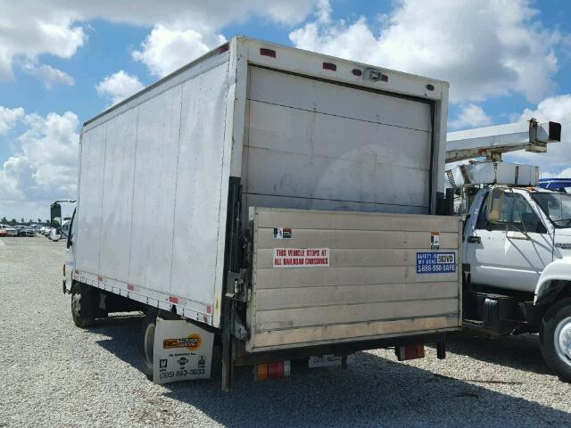 JALC4B16857005413 - 2005 ISUZU NPR WHITE photo 3