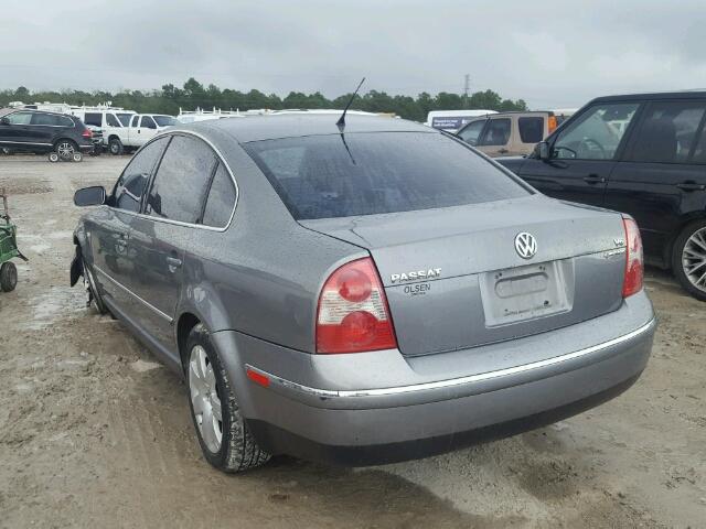WVWTH63BX3P381440 - 2003 VOLKSWAGEN PASSAT GLX GRAY photo 3