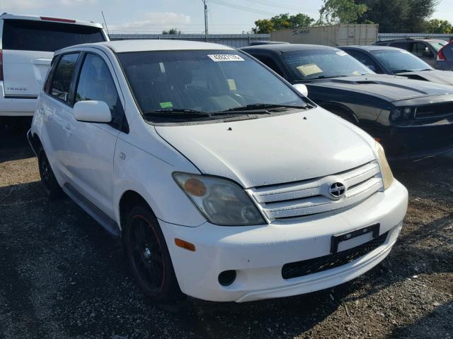 JTKKT624650082321 - 2005 TOYOTA SCION XA WHITE photo 1