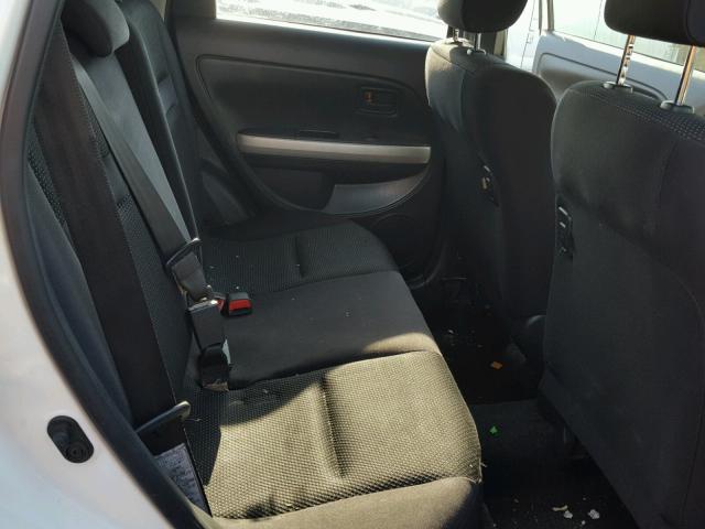 JTKKT624650082321 - 2005 TOYOTA SCION XA WHITE photo 6