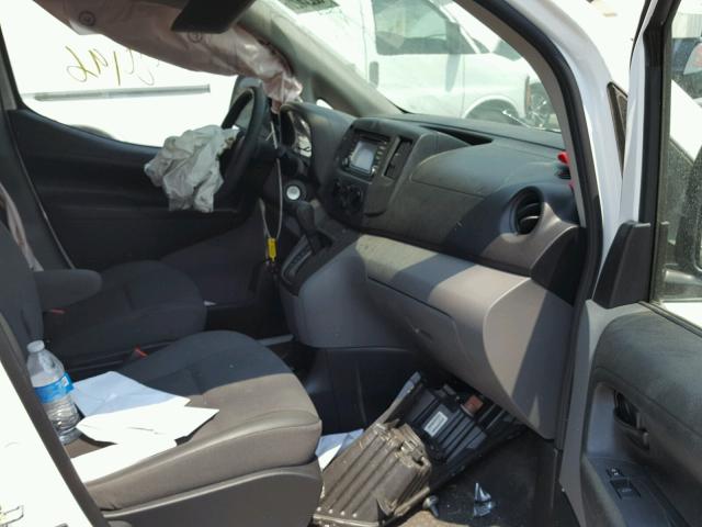 3N63M0YN5JK691146 - 2018 CHEVROLET CITY EXPRE WHITE photo 5