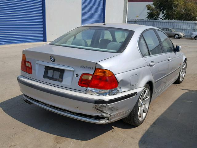 WBAAM5338XFR04601 - 1999 BMW 328I AUTOM SILVER photo 4