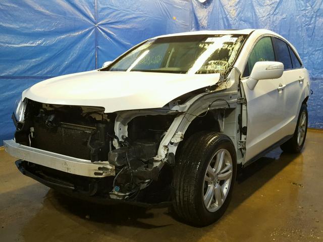 5J8TB4H36FL000719 - 2015 ACURA RDX BASE WHITE photo 2