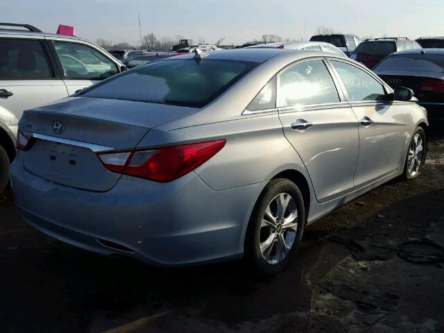 5NPEC4AC7BH224286 - 2011 HYUNDAI SONATA SE 蓝色 照片 4
