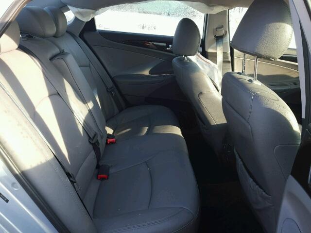 5NPEC4AC7BH224286 - 2011 HYUNDAI SONATA SE 蓝色 照片 6