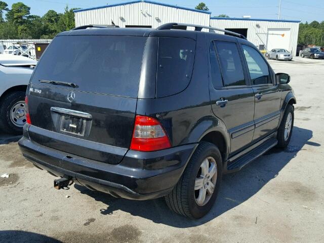 4JGAB57E75A517869 - 2005 MERCEDES-BENZ ML BLACK photo 4