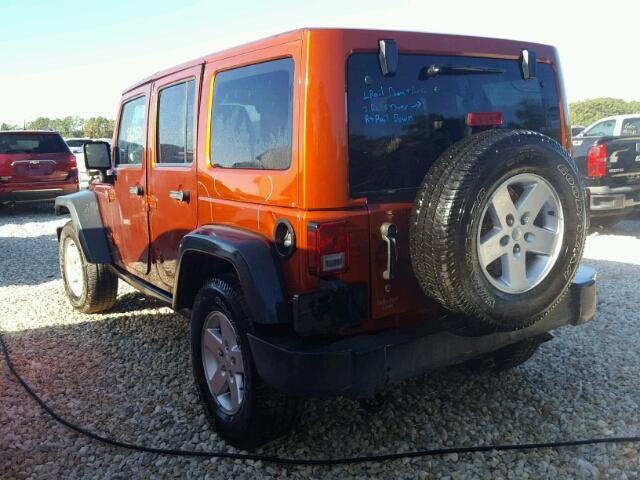 1C4BJWFG9EL199729 - 2014 JEEP WRANGLER U ORANGE photo 3