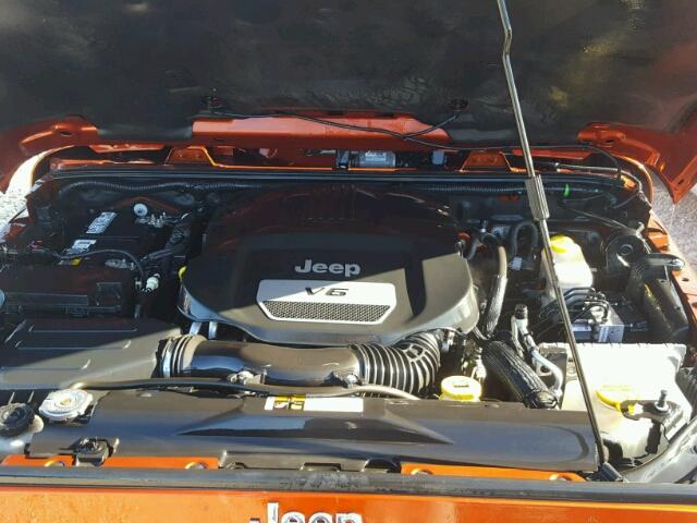 1C4BJWFG9EL199729 - 2014 JEEP WRANGLER U ORANGE photo 7