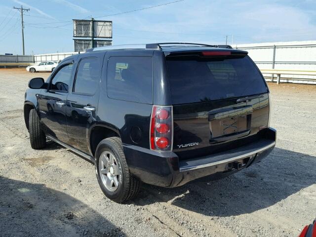 1GKFK63837J391792 - 2007 GMC YUKON DENA BLACK photo 3