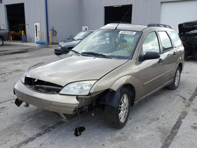 1FAFP36N25W317895 - 2005 FORD FOCUS ZXW TAN photo 2