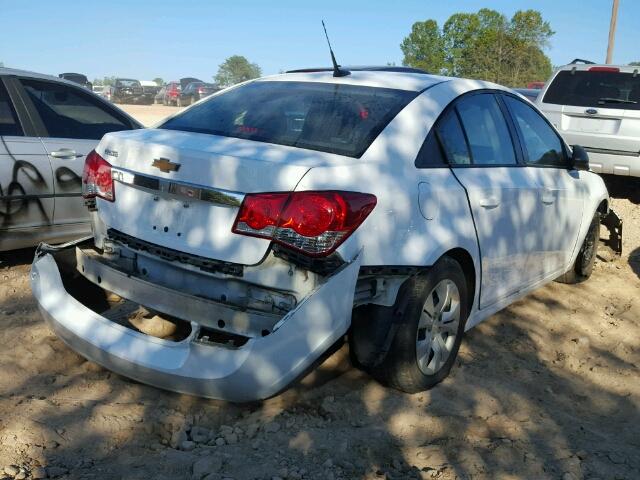 1G1PA5SG9D7292255 - 2013 CHEVROLET CRUZE LS WHITE photo 4