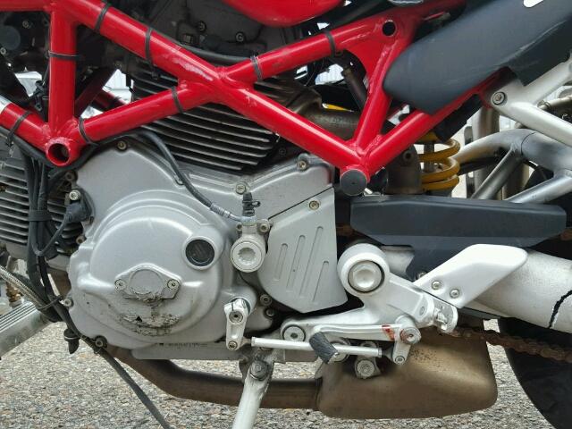 ZDM1RAAN56B079371 - 2006 DUCATI MONSTER S2 RED photo 7