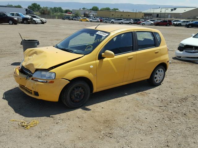 KL1TD66618B252072 - 2008 CHEVROLET AVEO BASE Żółty zdjęcie 2