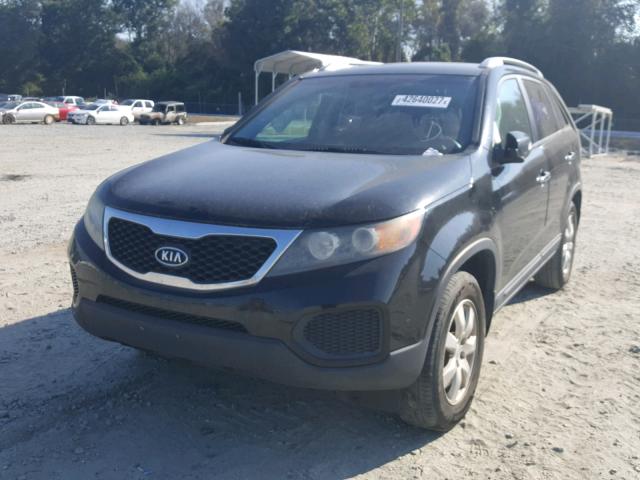 5XYKT4A2XBG118416 - 2011 KIA SORENTO BA BLACK photo 2