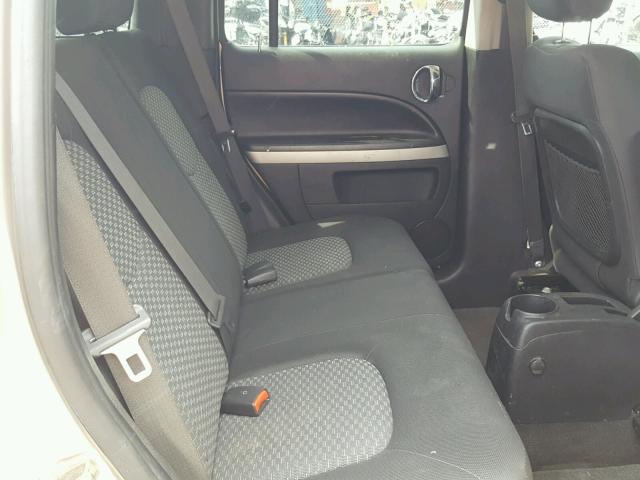 3GNCA13B39S577972 - 2009 CHEVROLET HHR LS GOLD photo 6