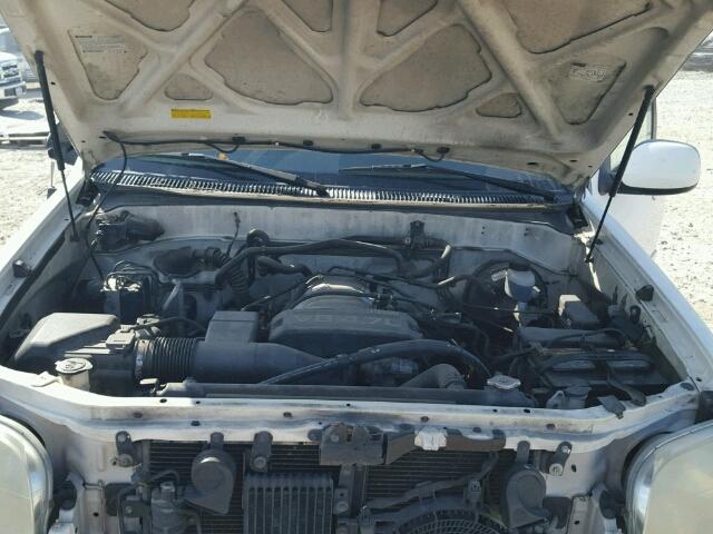 5TDZT34A82S112418 - 2002 TOYOTA SEQUOIA SR WHITE photo 7