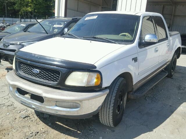 1FTRW07L32KC13375 - 2002 FORD F150 WHITE photo 2