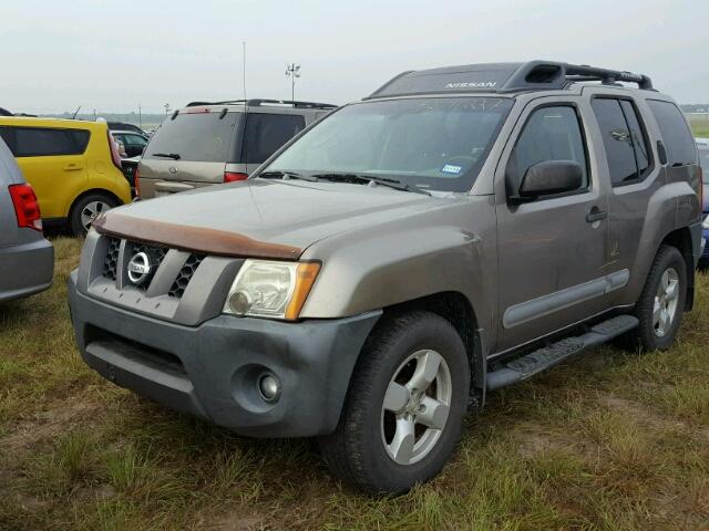 5N1AN08U85C601851 - 2005 NISSAN XTERRA TAN photo 2