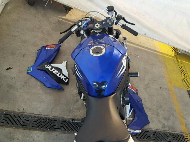 JS1GN7DAX62101968 - 2006 SUZUKI GSX-R600 K BLUE photo 5