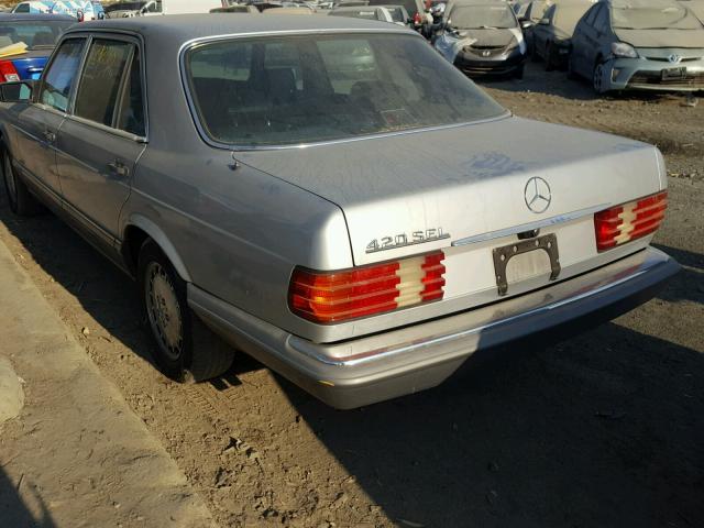 WDBCA35D4HA326847 - 1987 MERCEDES-BENZ 420 SEL SILVER photo 3