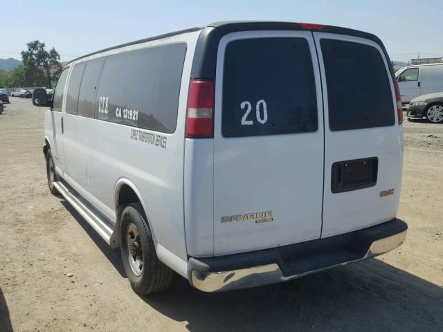 1GJHG39U551113345 - 2005 GMC SAVANA G35 WHITE photo 3