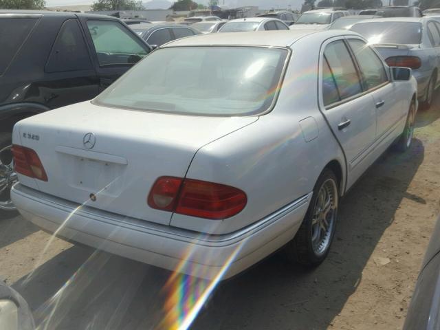 WDBJF65H7XA722735 - 1999 MERCEDES-BENZ E 320 WHITE photo 4