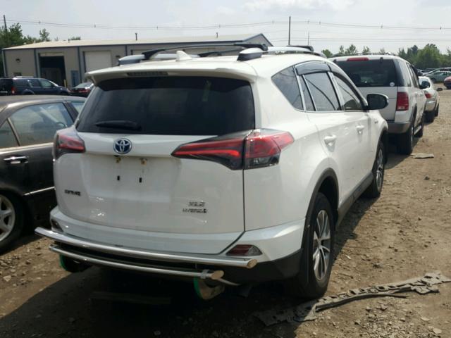 JTMRJREV3HD144501 - 2017 TOYOTA RAV4 HV LE WHITE photo 4