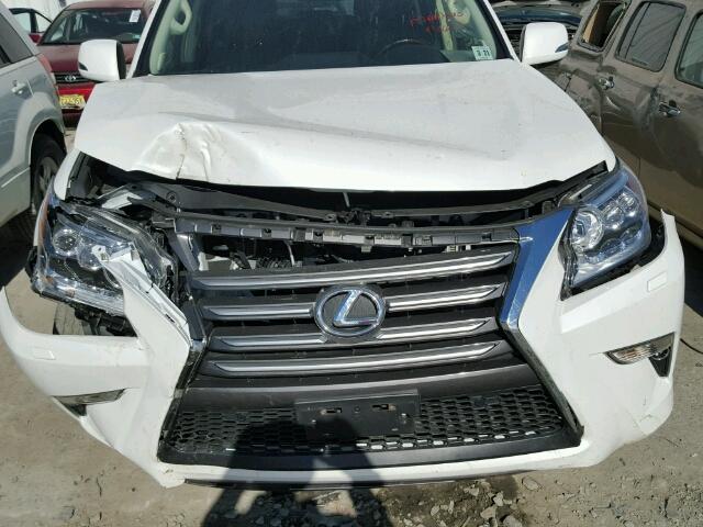 JTJBM7FX9G5132632 - 2016 LEXUS GX BASE WHITE photo 9