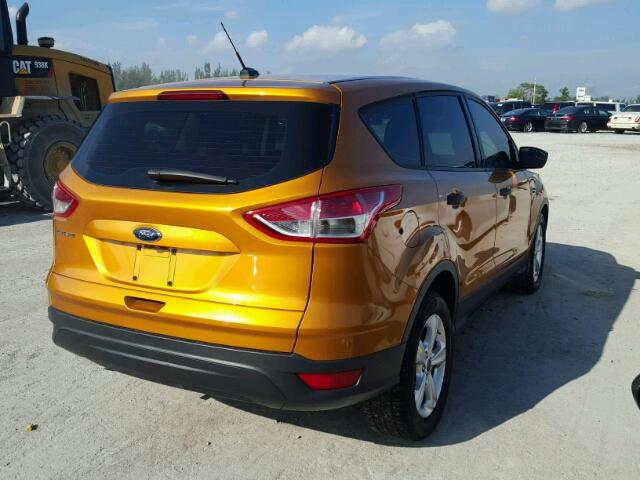 1FMCU0F7XGUA04240 - 2016 FORD ESCAPE ORANGE photo 4