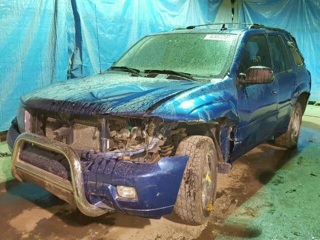 1GNDT13S662195747 - 2006 CHEVROLET TRAILBLAZE BLUE photo 2