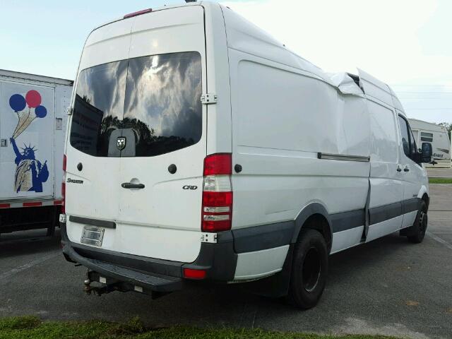 WD0PF145585231829 - 2008 DODGE SPRINTER WHITE photo 4