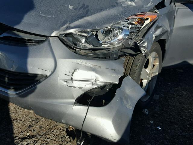 KMHDH4AE8CU411926 - 2012 HYUNDAI ELANTRA SILVER photo 9