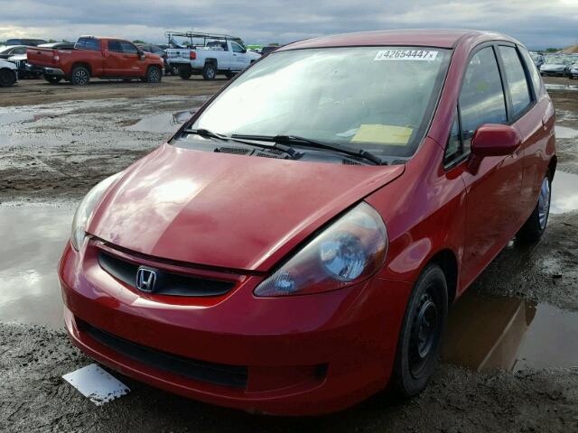 JHMGD38497S042322 - 2007 HONDA FIT RED photo 2