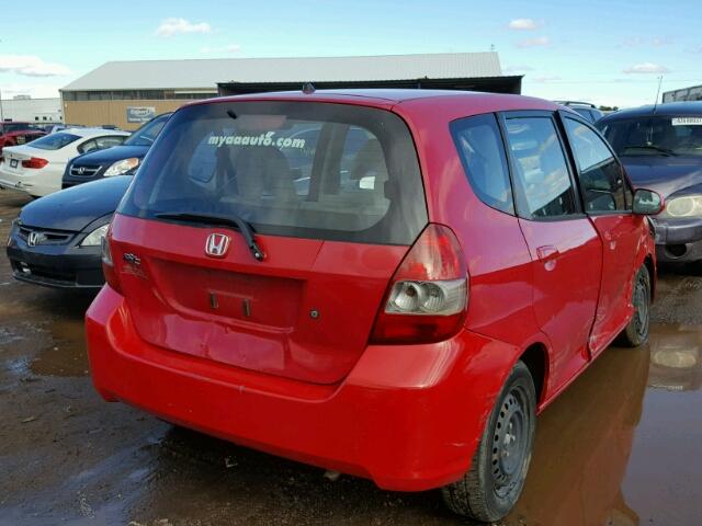 JHMGD38497S042322 - 2007 HONDA FIT RED photo 4