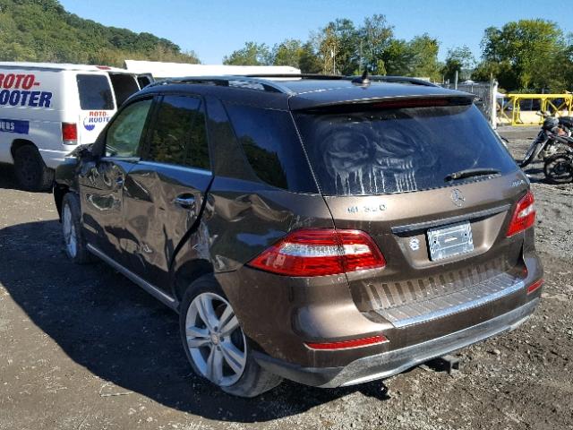 4JGDA5HB4DA175803 - 2013 MERCEDES-BENZ ML 350 4MA BROWN photo 3