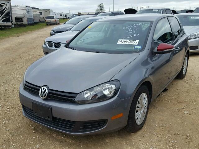 WVWBB7AJ0CW237110 - 2012 VOLKSWAGEN GOLF GRAY photo 2